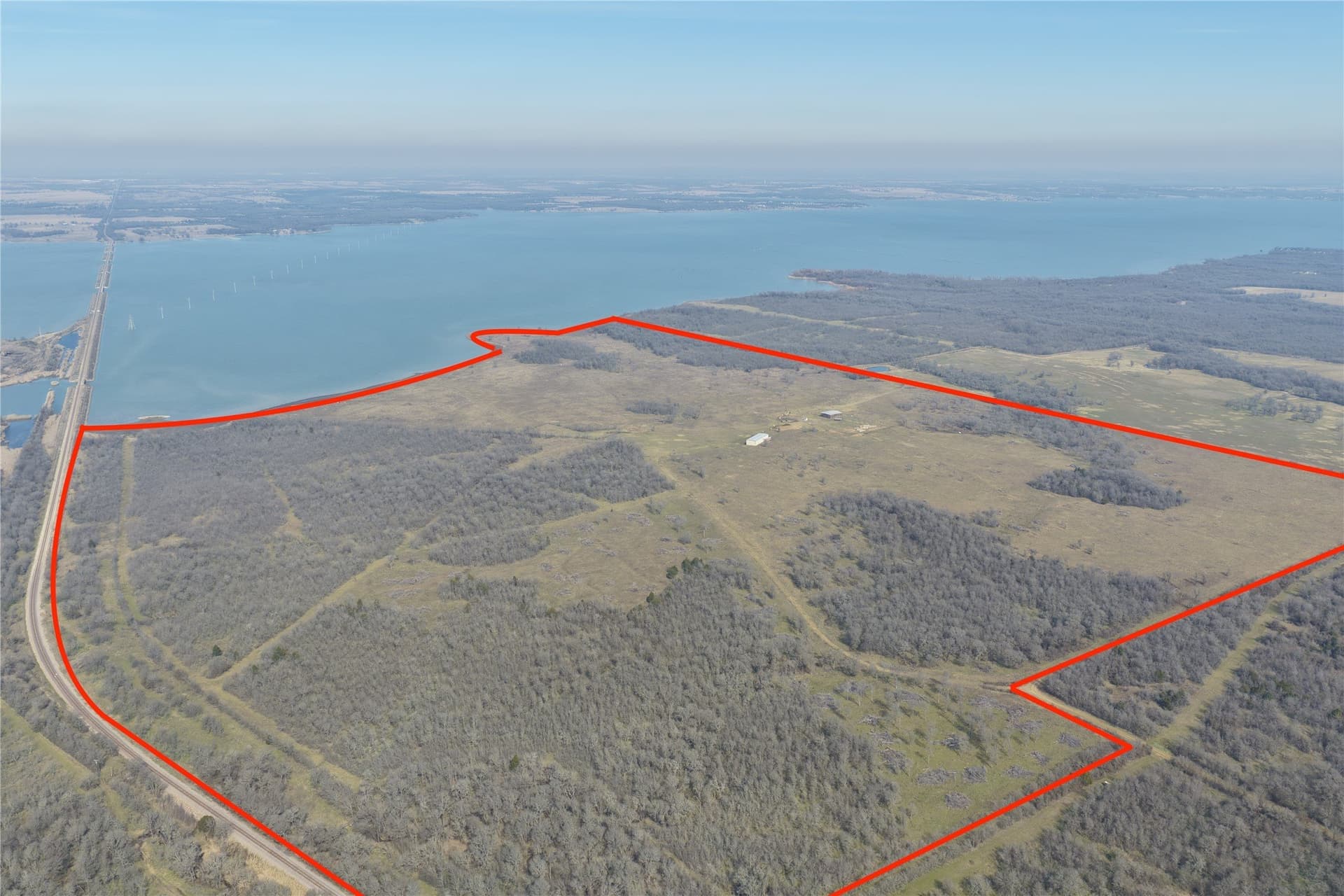 387.59 acres in Navarro County