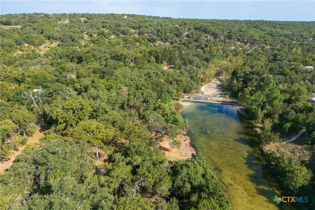 4.18 acres in Hays County