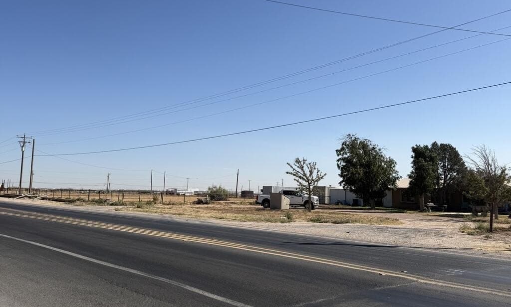 10 acres in Midland County