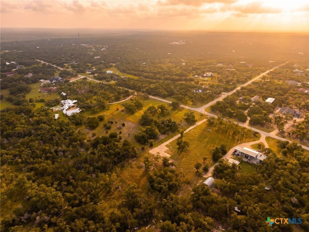 3.08 acres in Hays County