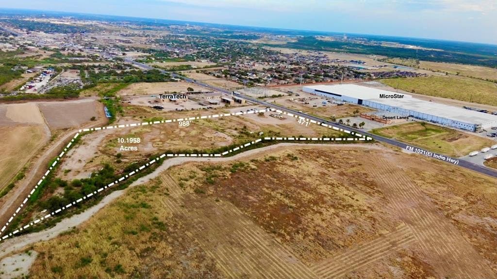 10.2 acres in Maverick County