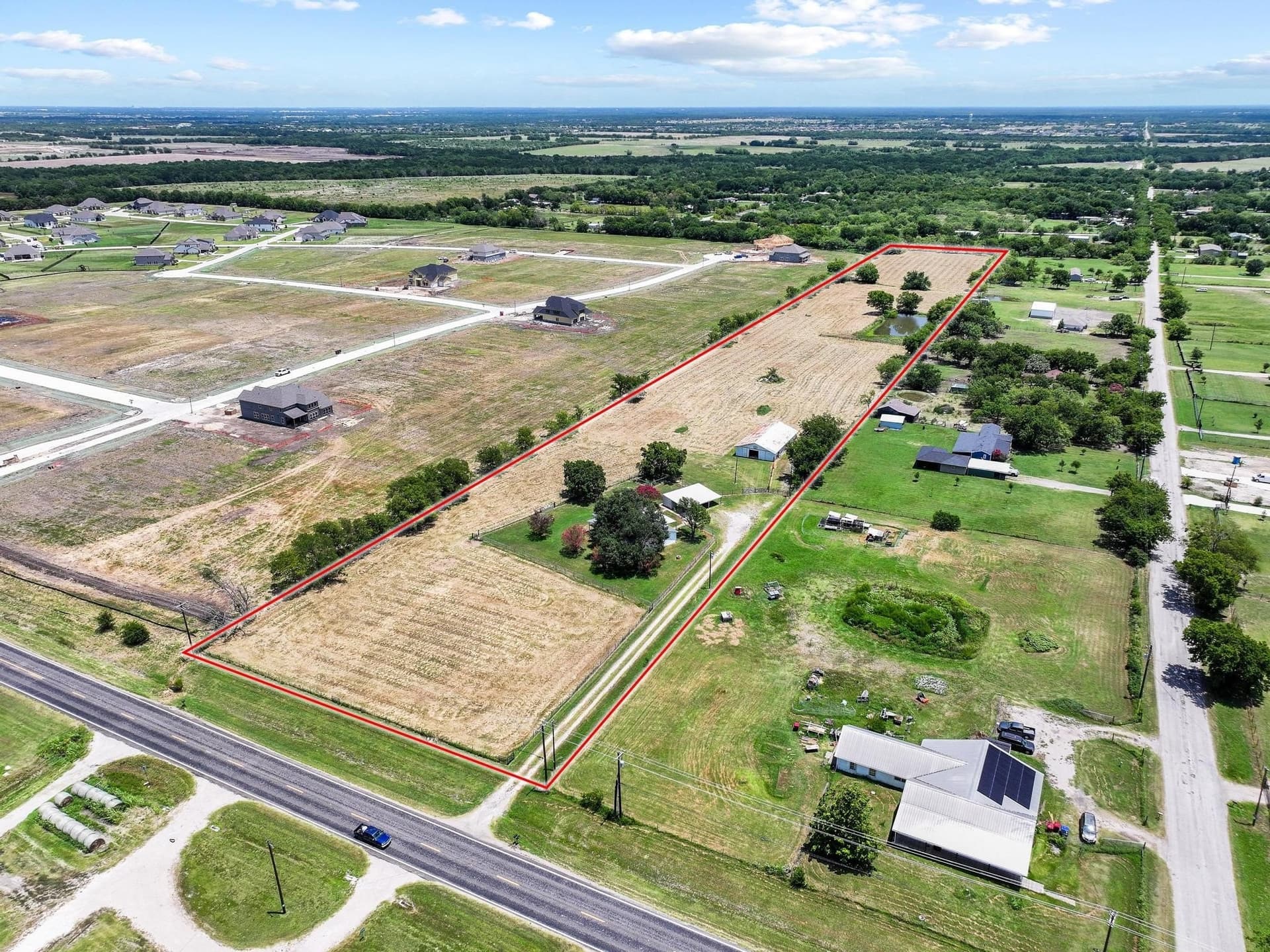 10 acres in Hunt County