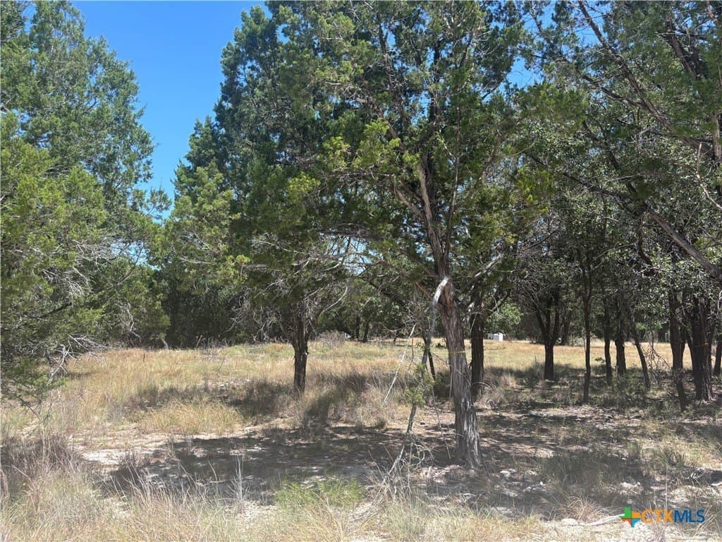 11.25 acres in Lampasas County