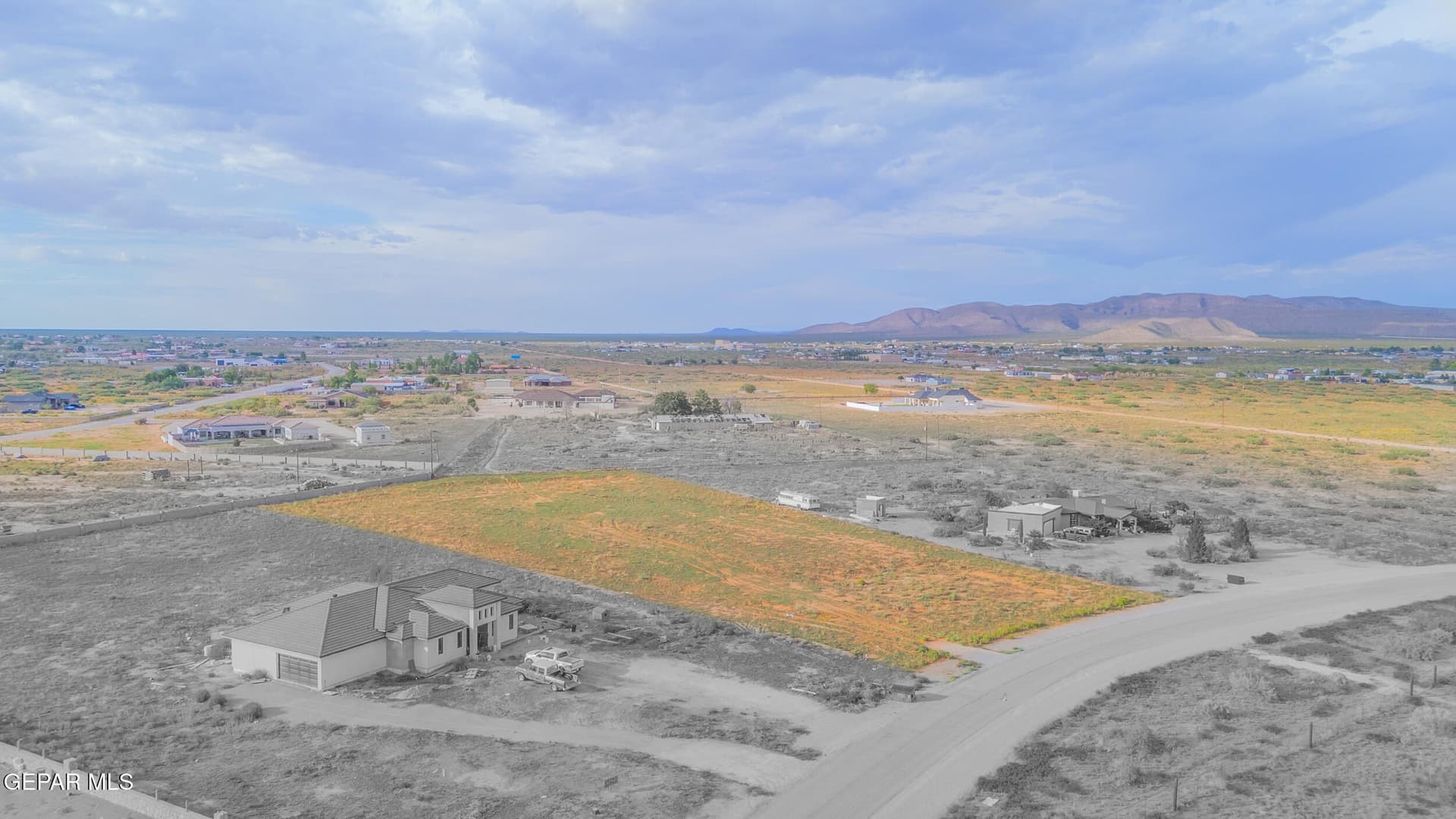 2 acres in El Paso County