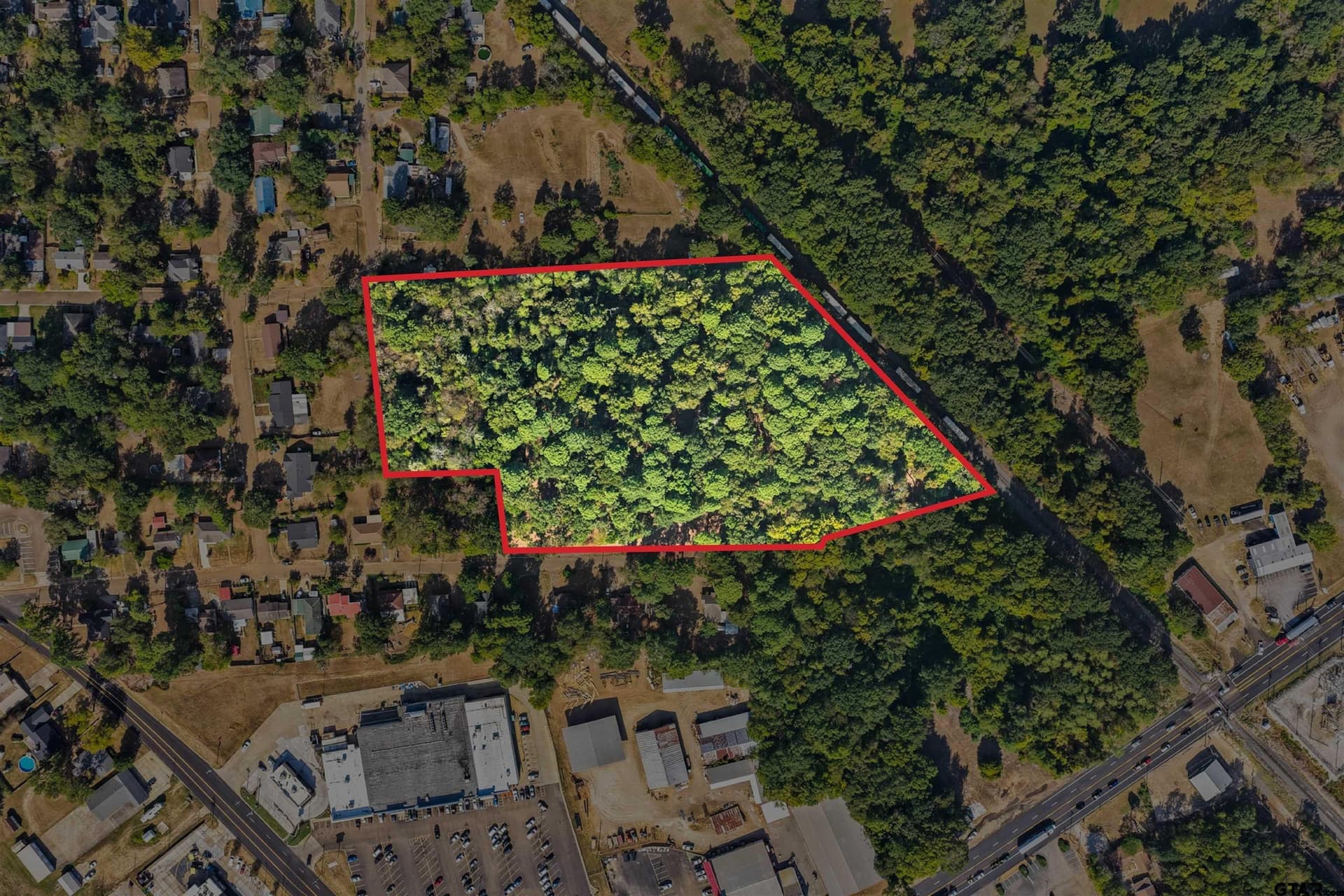 7 acres in Camp County