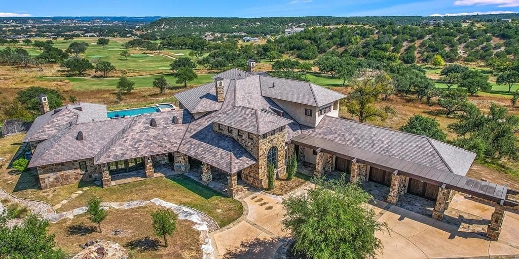 13.69 acres in Gillespie County