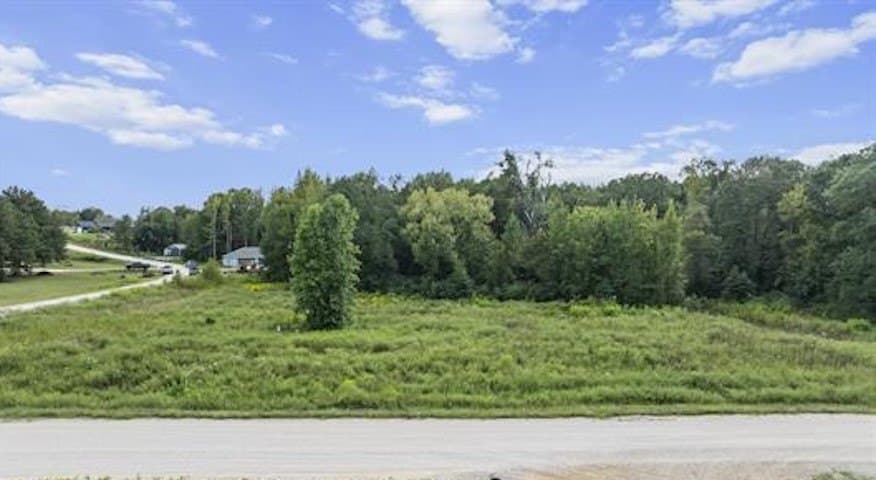 2.08 acres in Smith County