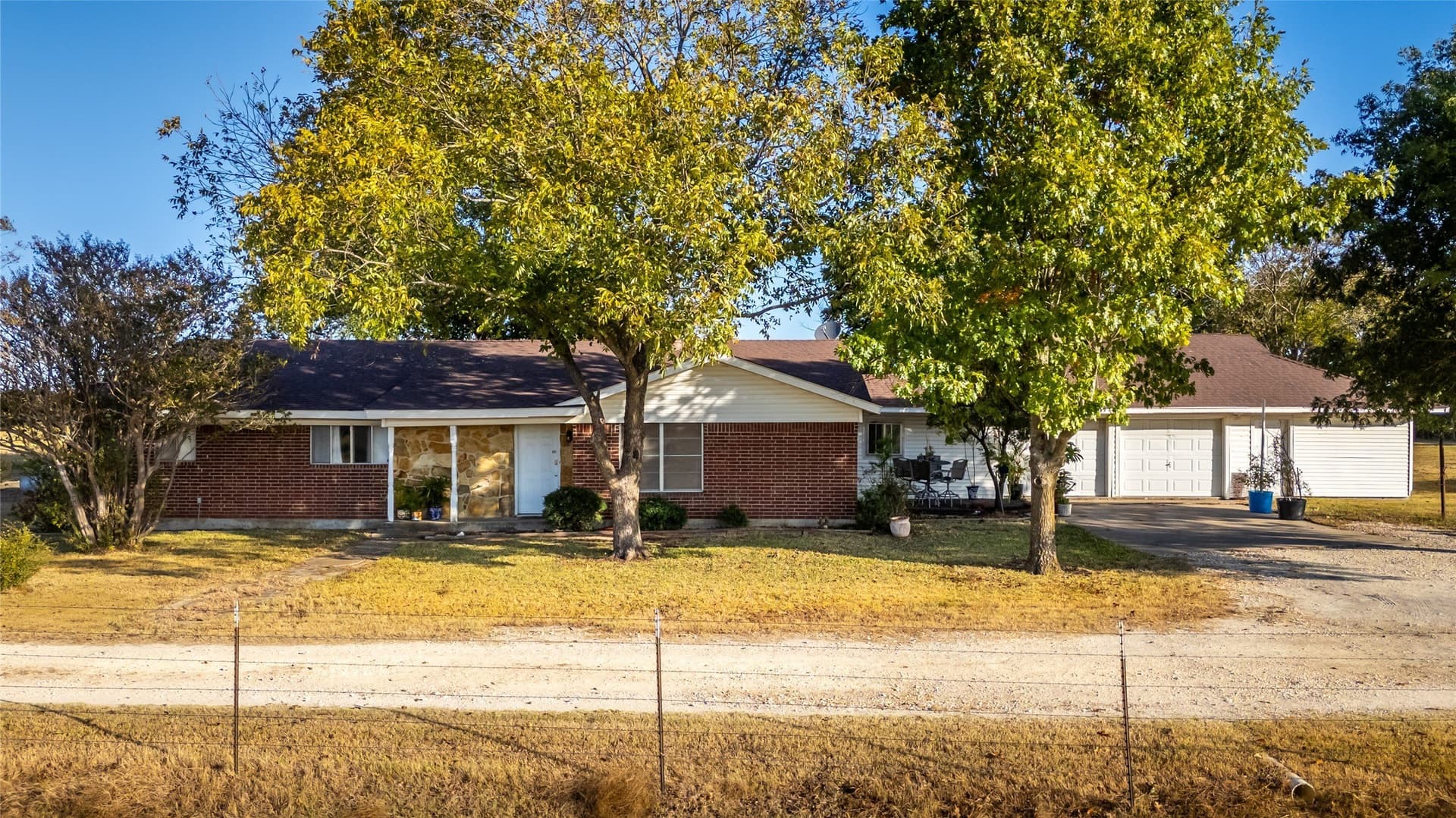 279 acres in Johnson County