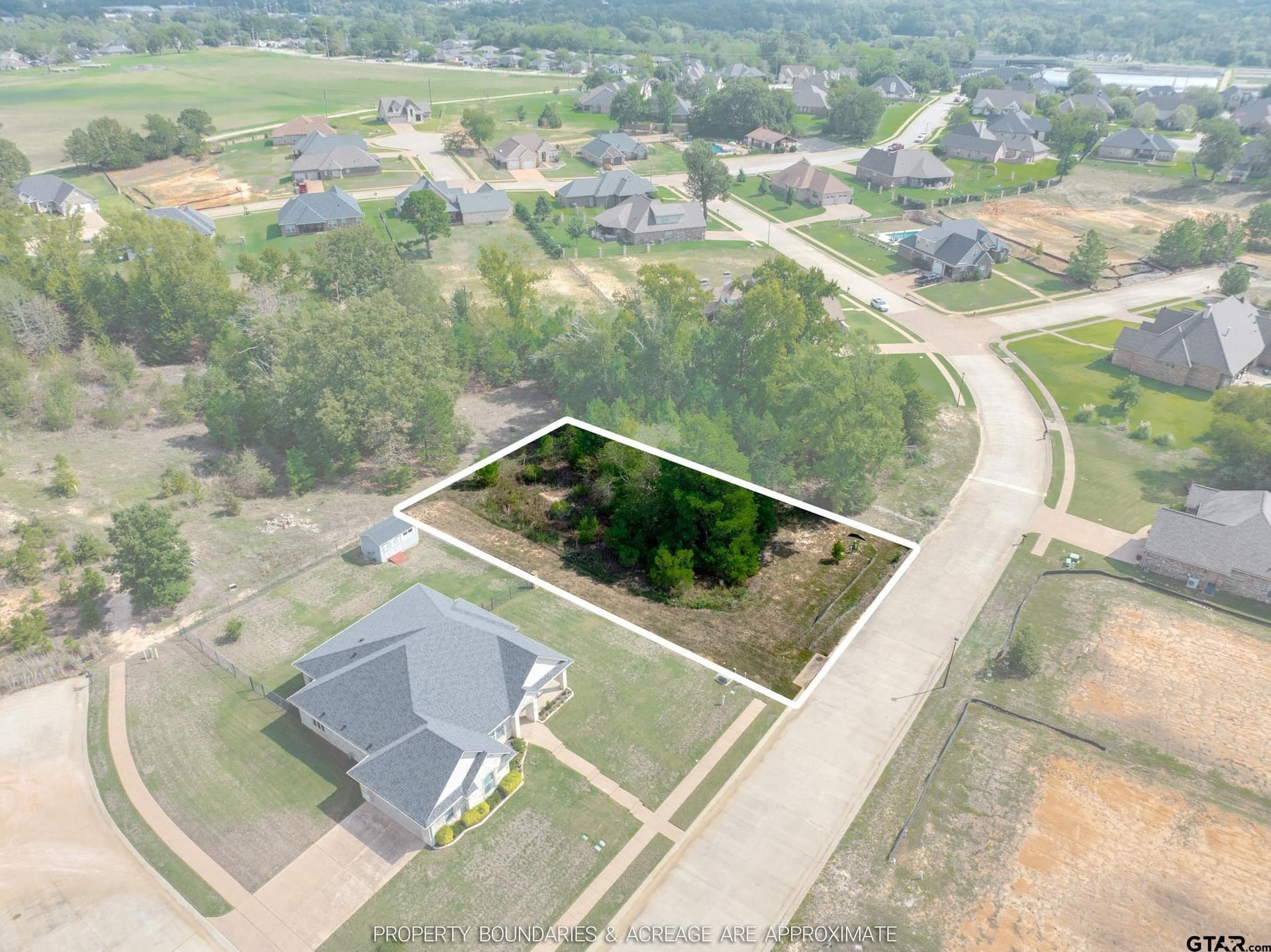 0.29 acres in Smith County