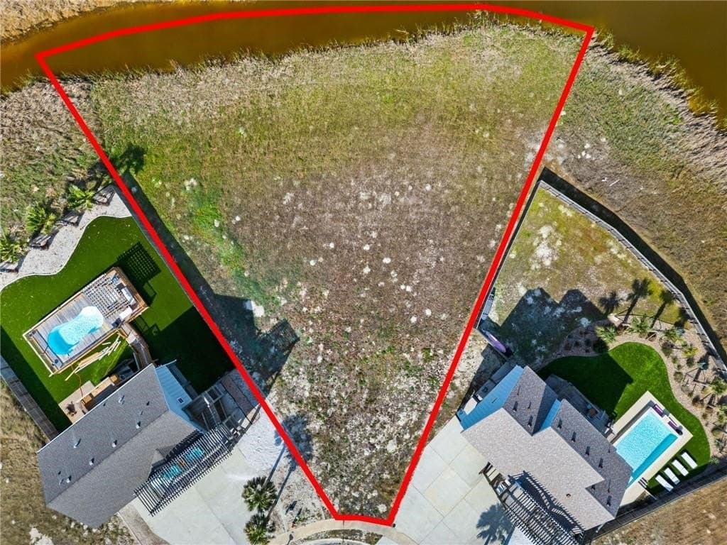 0.45 acres in Nueces County