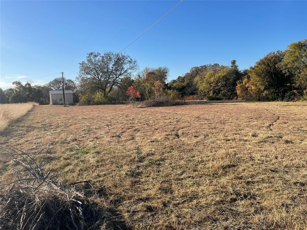 3 acres in Dallas County