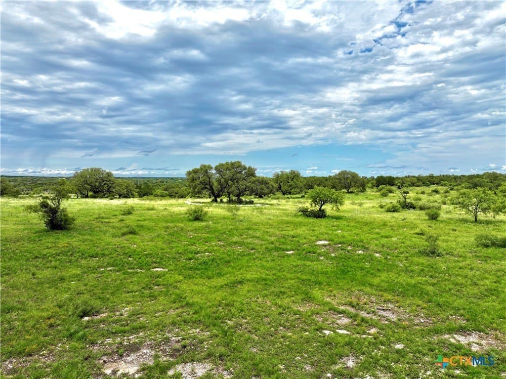 10.01 acres in San Saba County