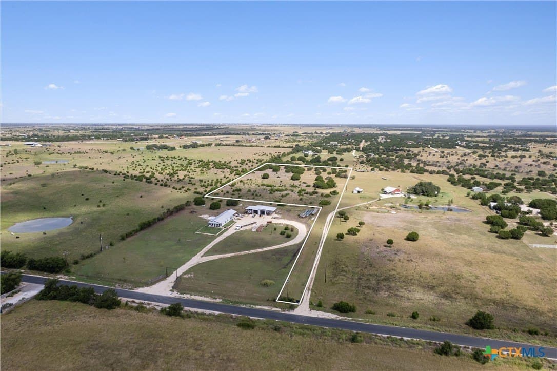 6.82 acres in Williamson County