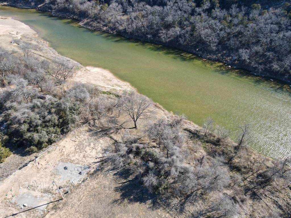 1.15 acres in Somervell County