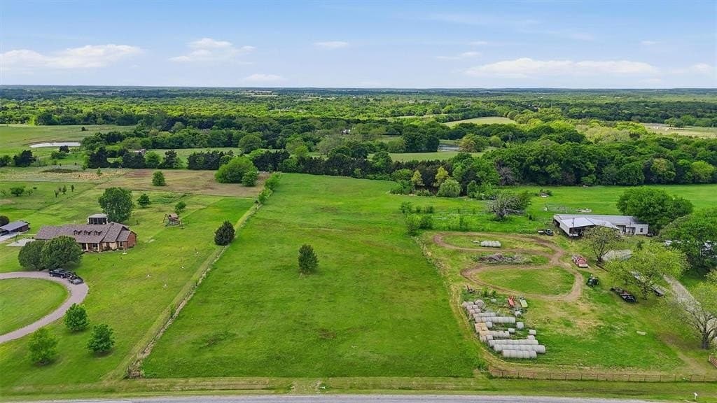 5 acres in Grayson County