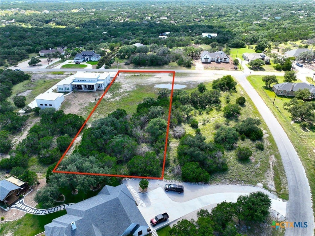 1.02 acres in Comal County