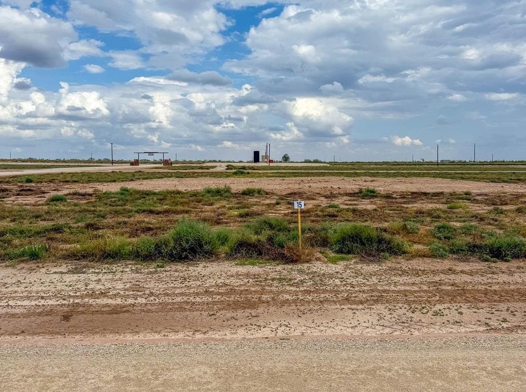 2.08 acres in Gaines County