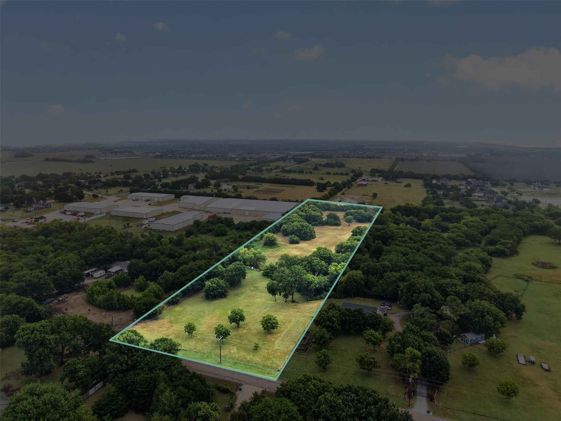 5 acres in Johnson County