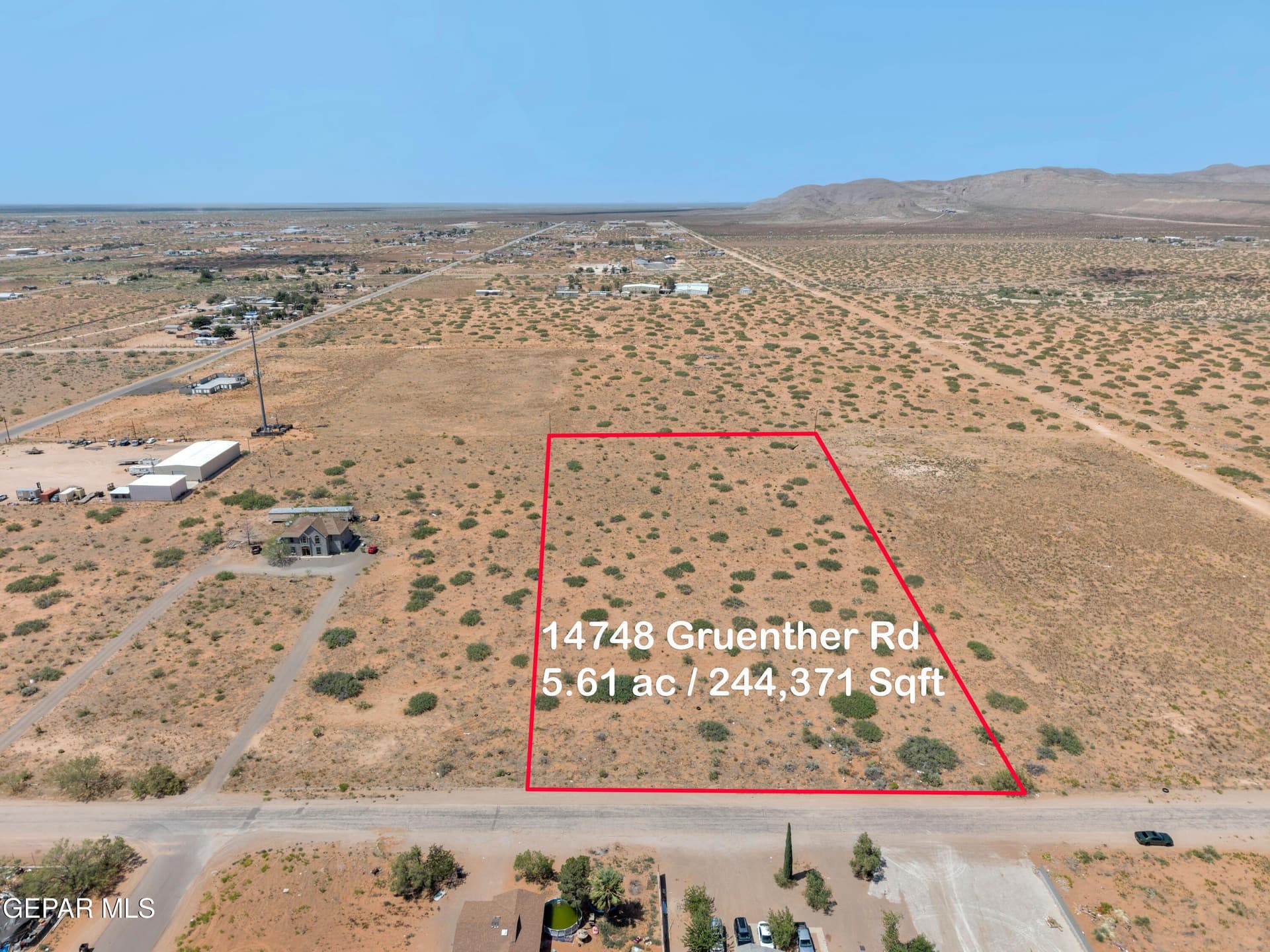 5.61 acres in El Paso County