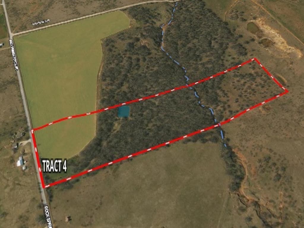 22 acres in Montague County