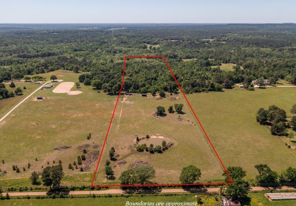 20 acres in Henderson County