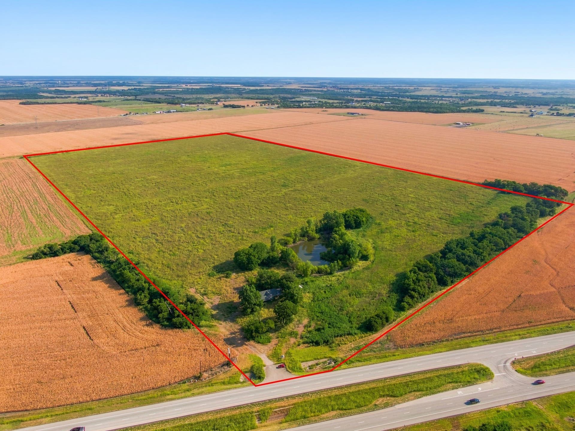 101.85 acres in Ellis County