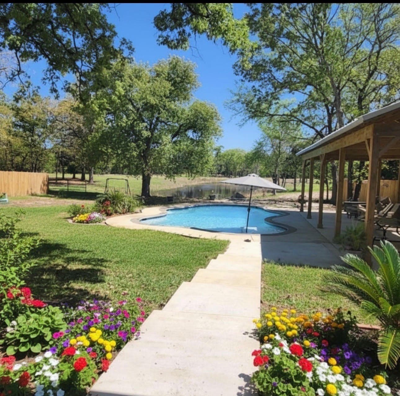 15 acres in Henderson County