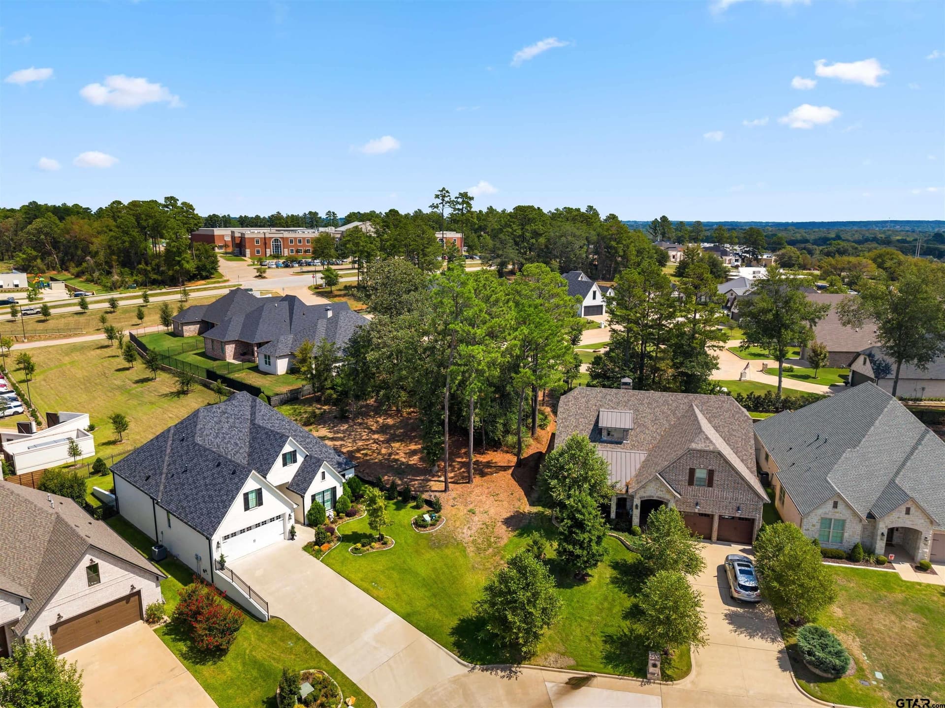 0.3 acres in Smith County