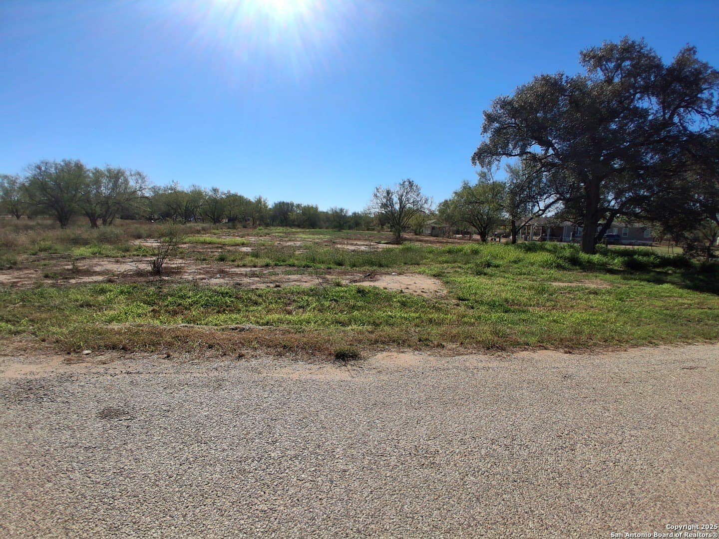1 acres in Frio County