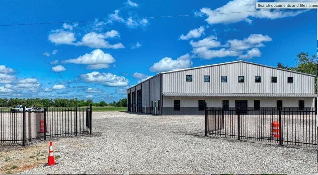 10 acres in Navarro County