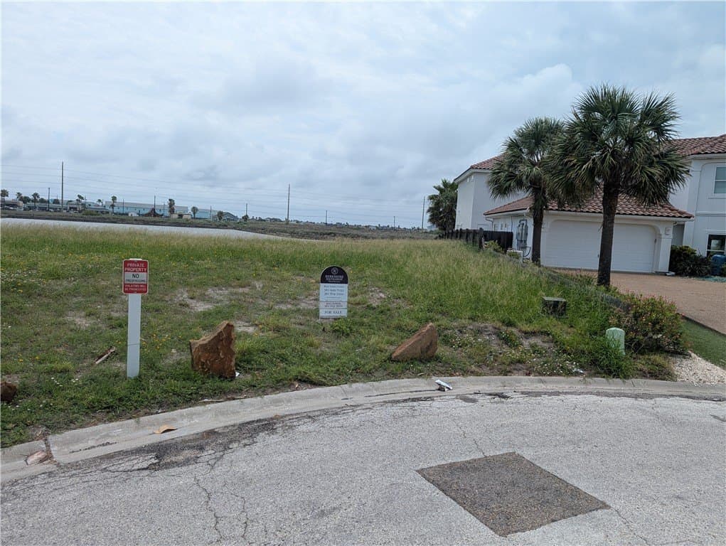 0.35 acres in Nueces County