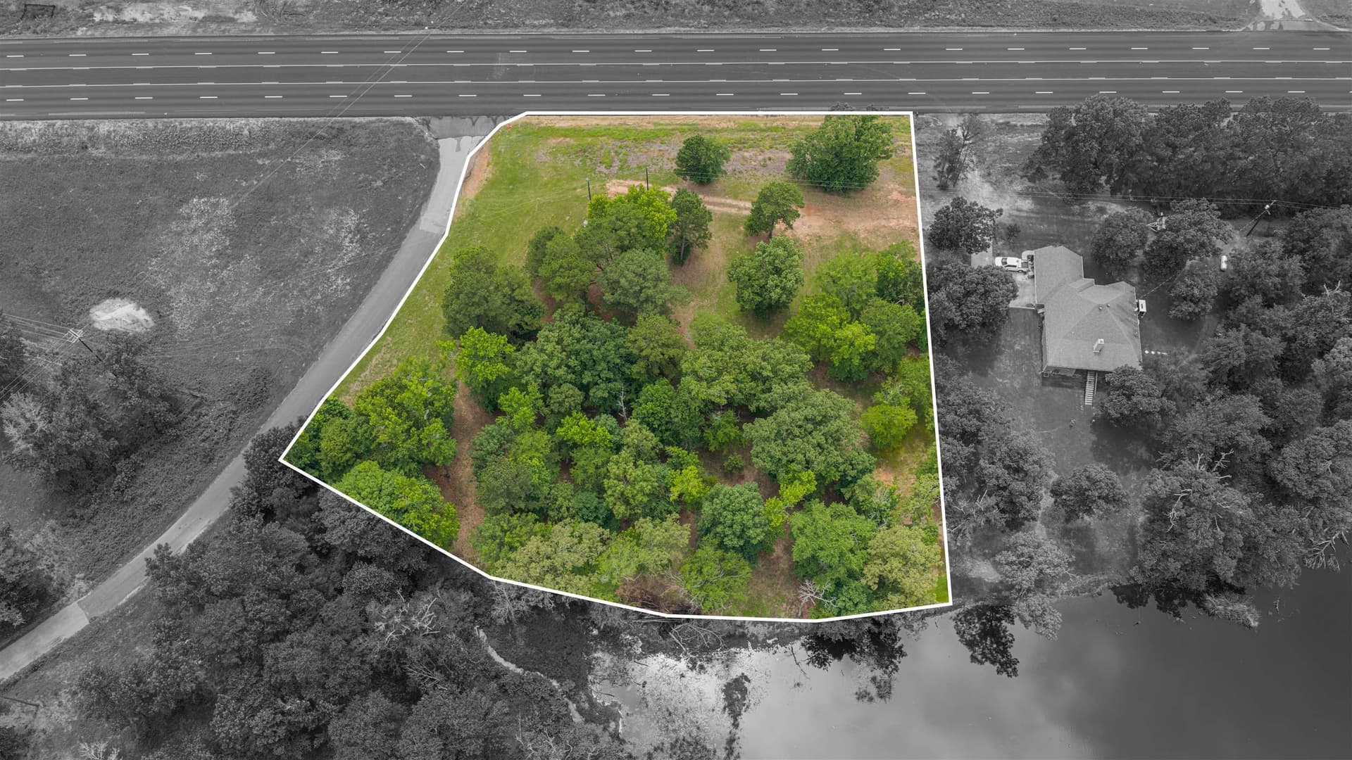 1.47 acres in Upshur County