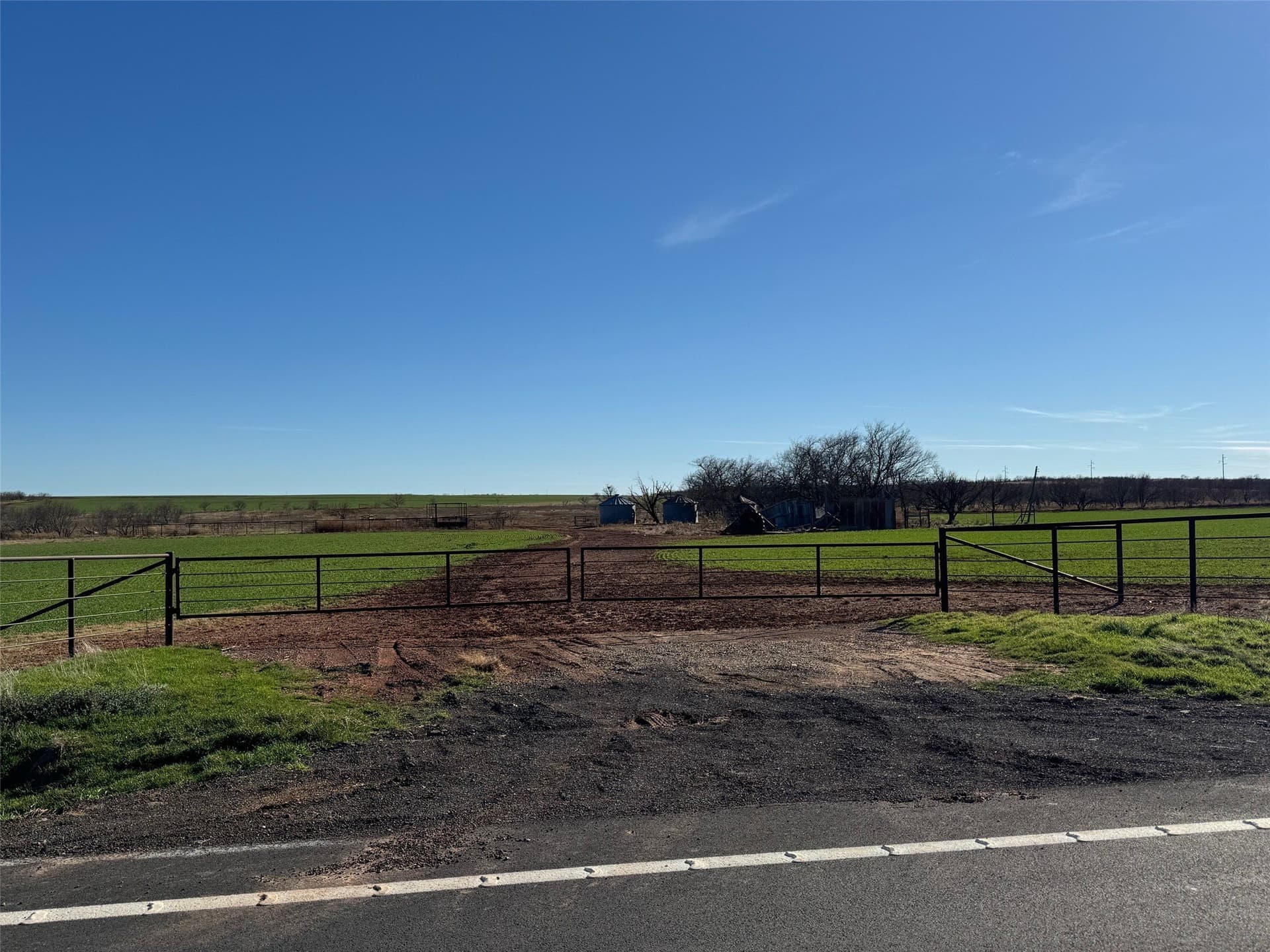 450.25 acres in Baylor County