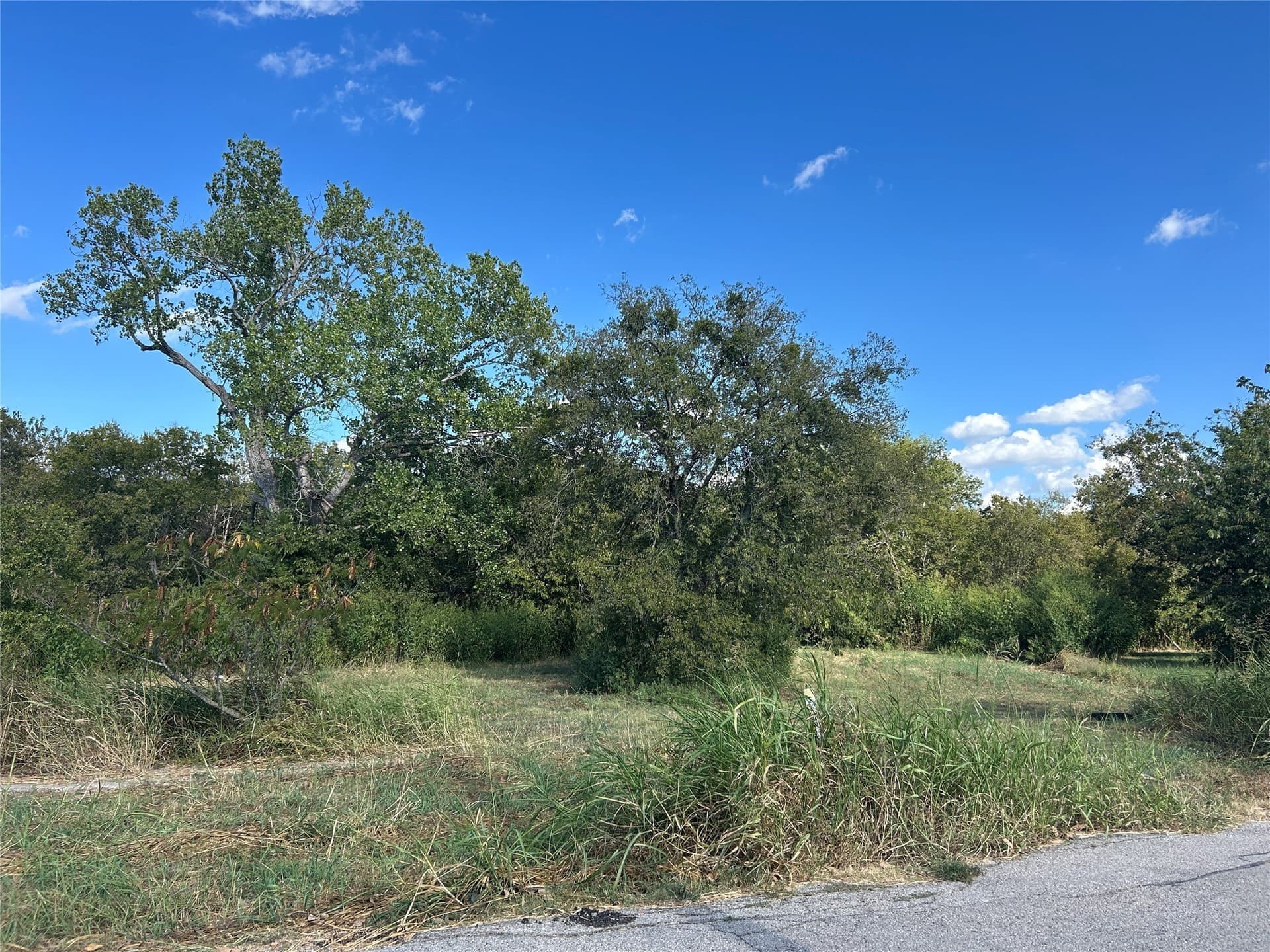 0.25 acres in Johnson County