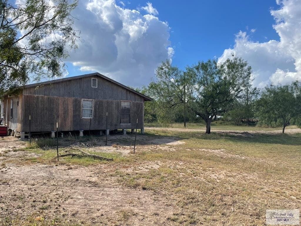10 acres in CAMERON County