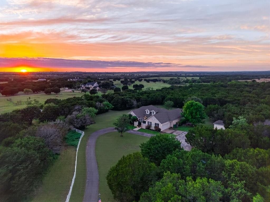 15.41 acres in Hood County