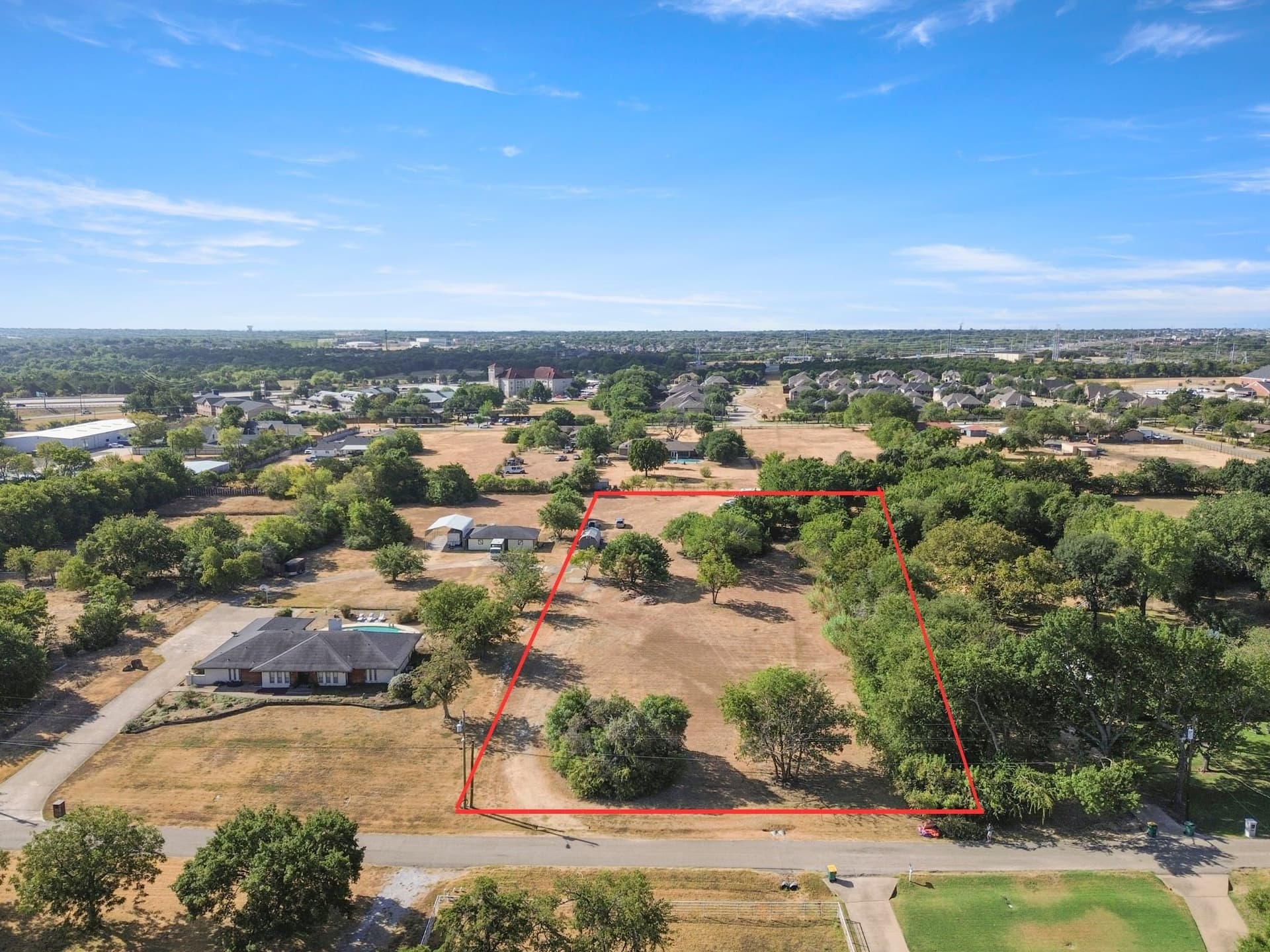 1.92 acres in Dallas County