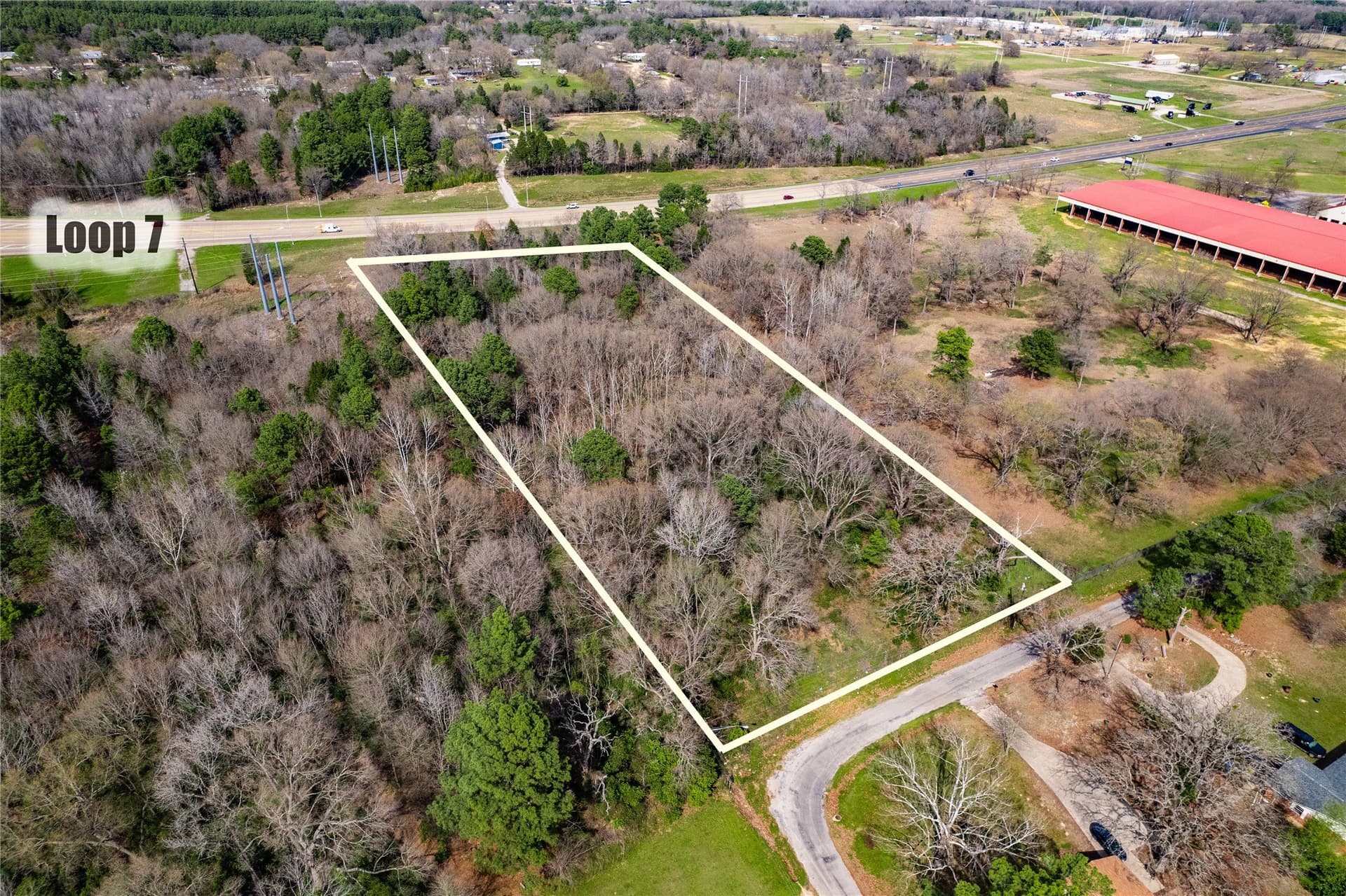 3.7 acres in Henderson County