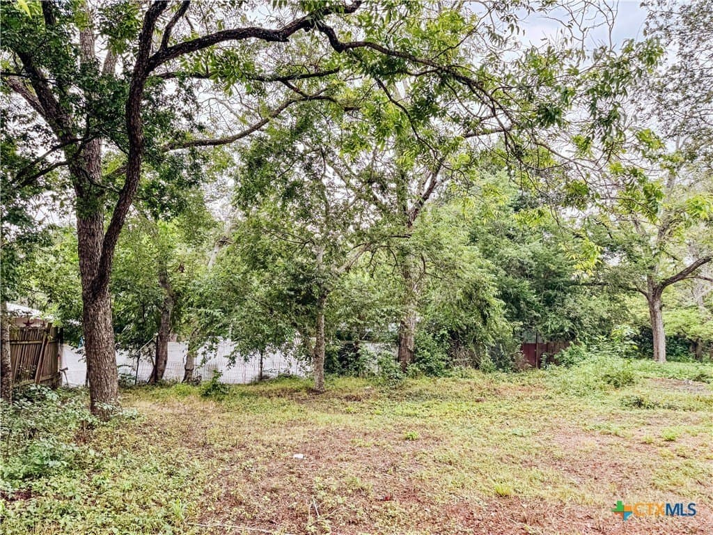0.1 acres in Gonzales County