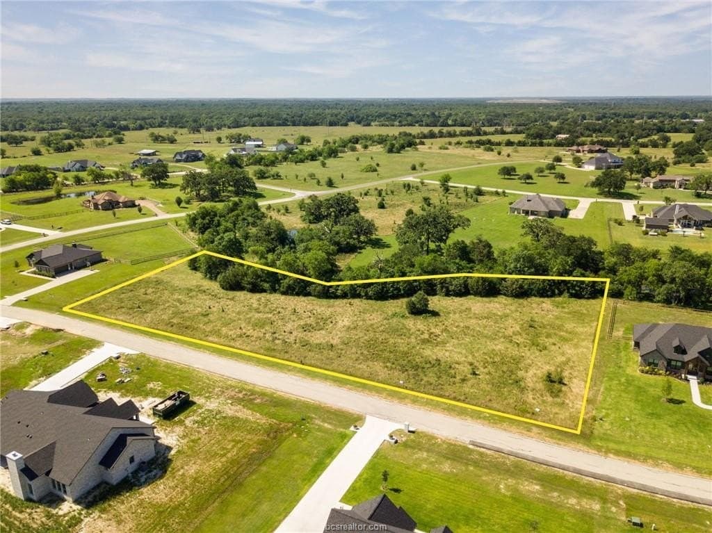 2 acres in Grimes County