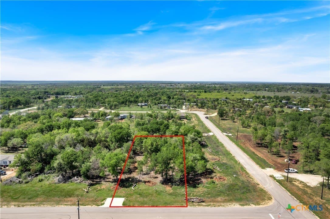 1.41 acres in Bastrop County