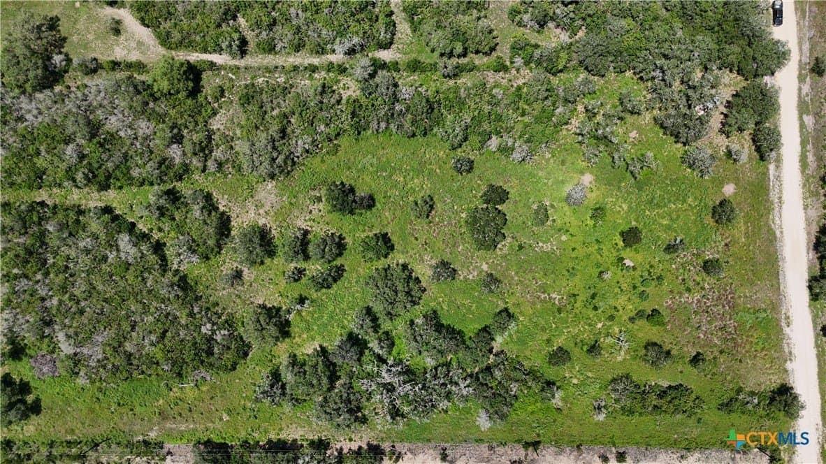 5.18 acres in Goliad County