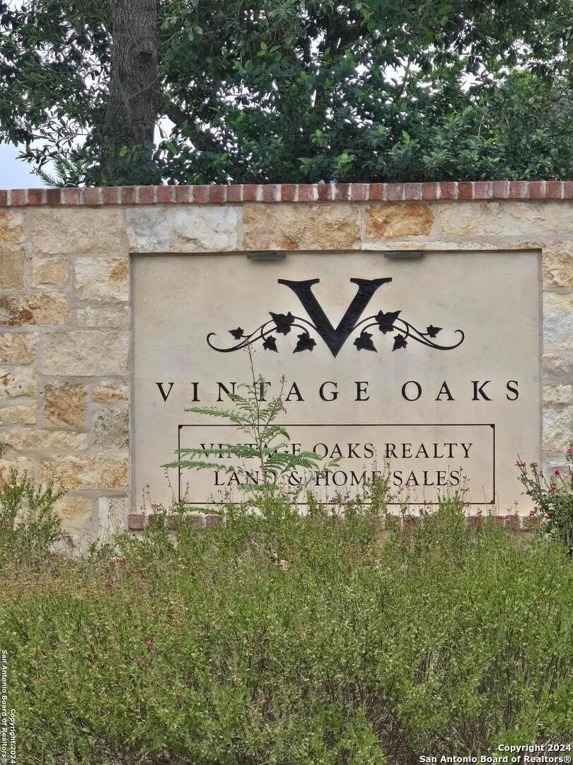 1.37 acres in Comal County