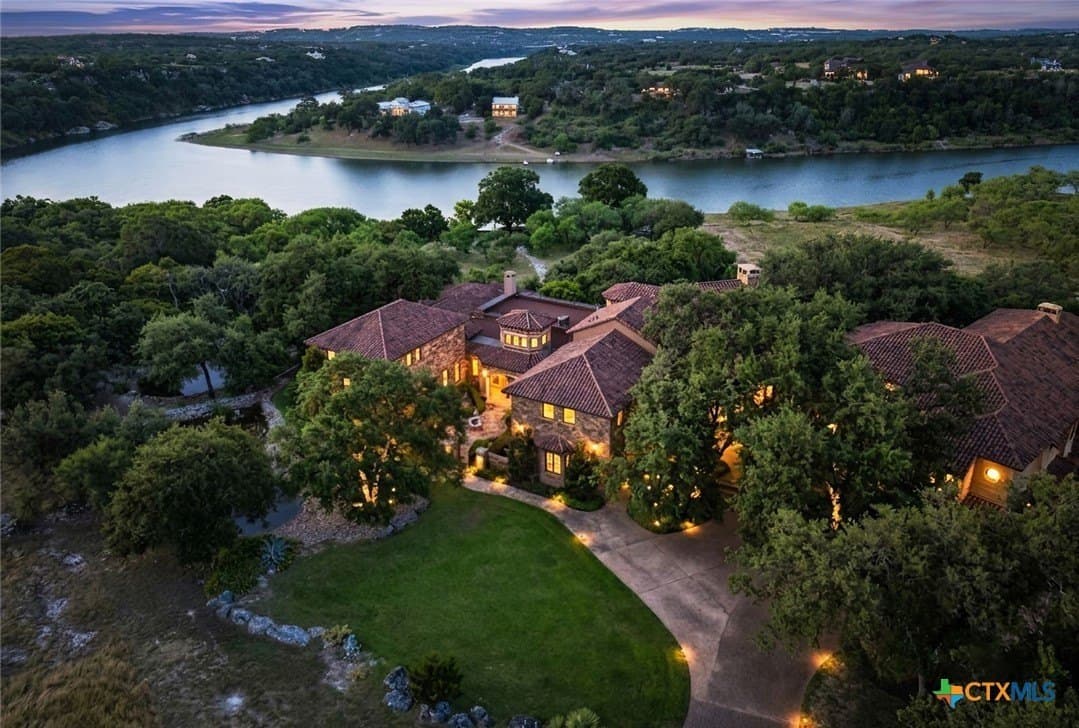 25 acres in Travis County
