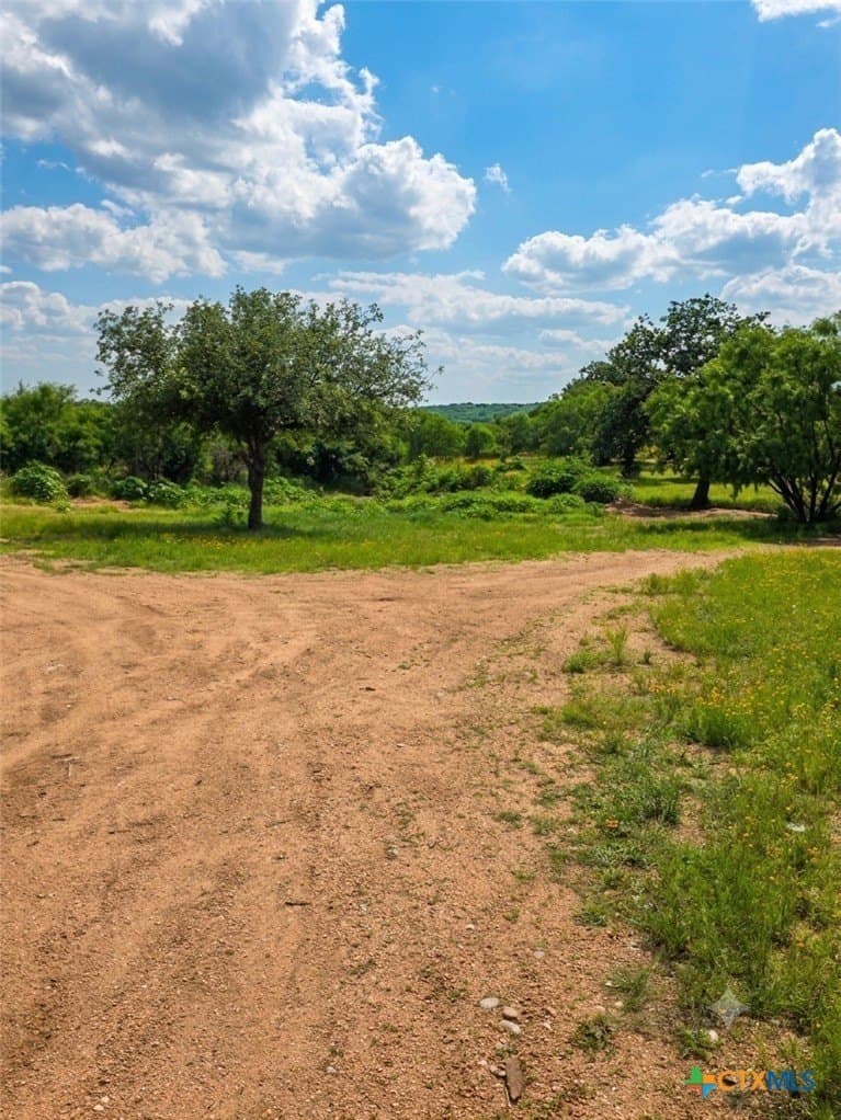 2.74 acres in Llano County