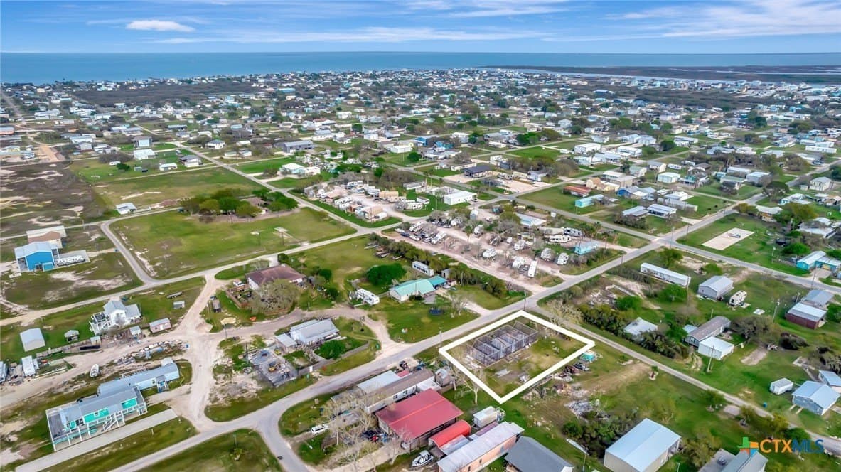 0.32 acres in Calhoun County