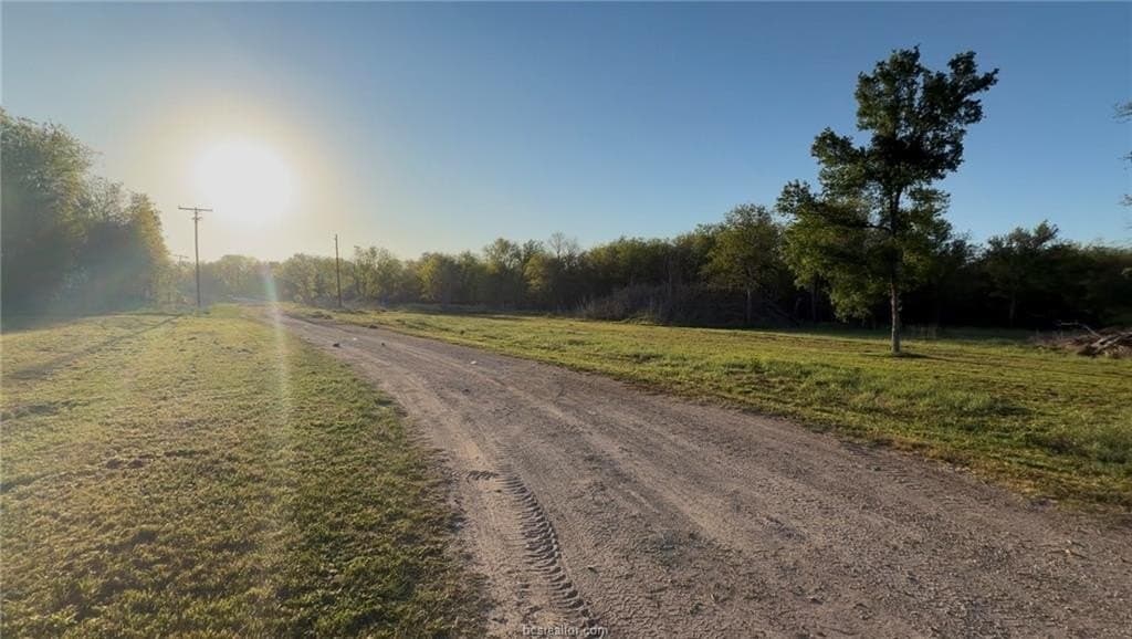 3.5 acres in Robertson County