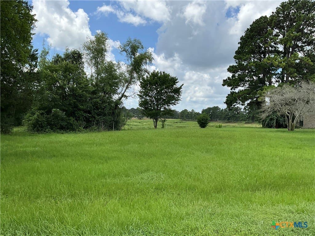 0.44 acres in Bastrop County