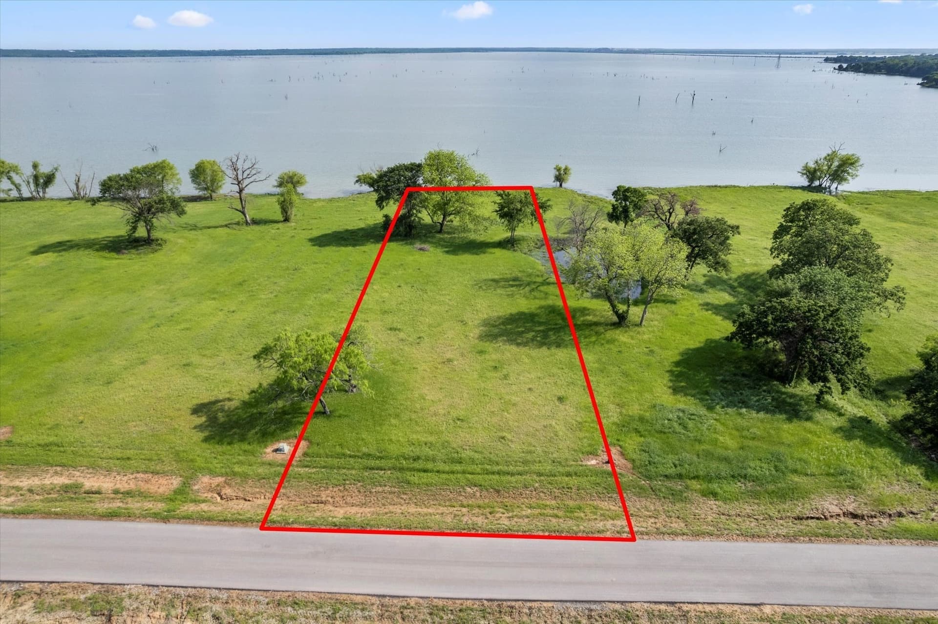 1.16 acres in Navarro County