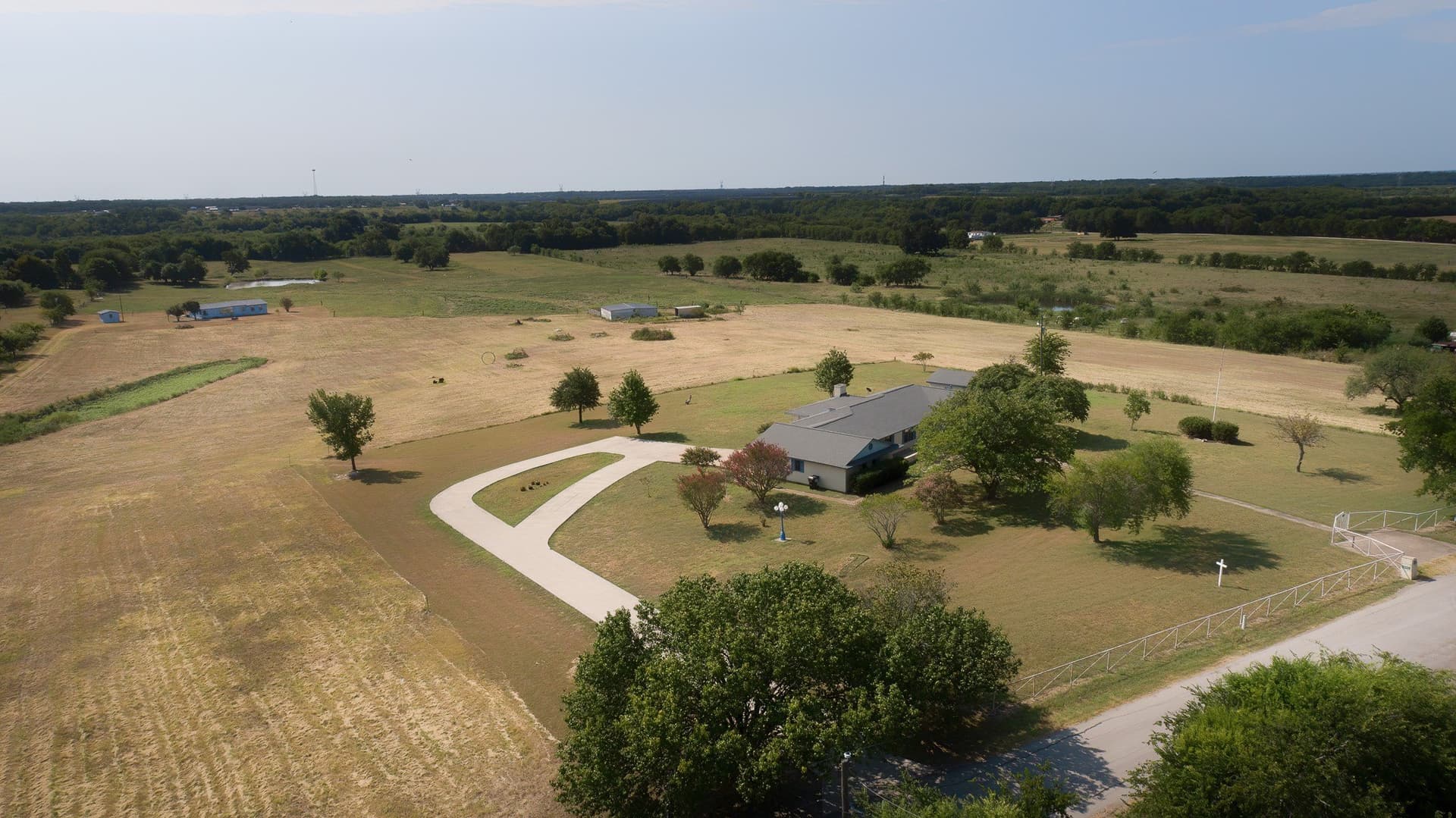 13.89 acres in Kaufman County
